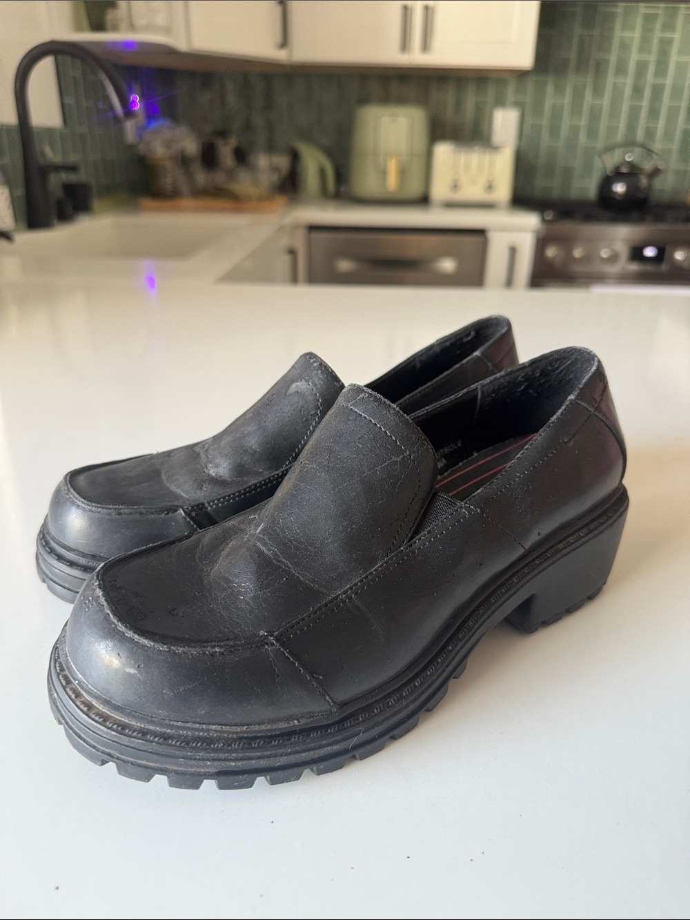 UNIONBAY Women’s Black Leather Chunky Lug Sole Slip-On Loafers
